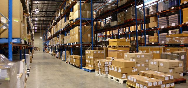 چگونه پالت پلاستیکی، انبار شما را ایمن می کند؟